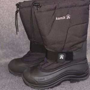 kamik Greenbay Snow Boot Size 9